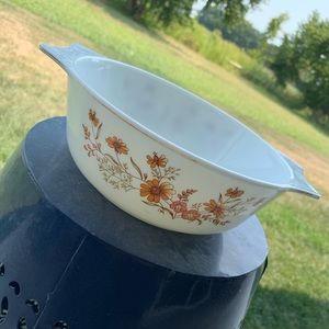 Vintage England Pyrex floral fall design ovenware